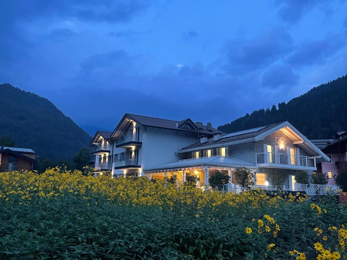 Rosensuite La Residenza Del Rosengarten Pinzolo Extérieur photo